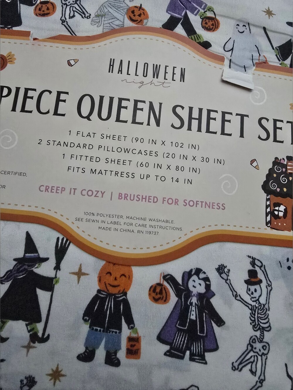 Halloween 4-Piece Queen Sheet Set - Creep It Characters - Picture 3 of 3